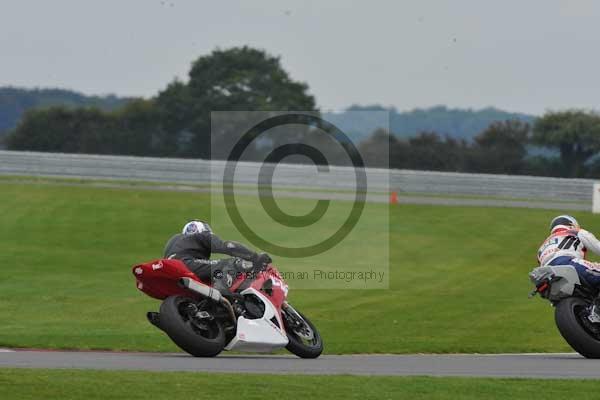 Motorcycle action photographs;Ty croes;anglesey;anglesey photographs;event digital images;eventdigitalimages;no limits trackday;peter wileman photography;trac mon;trackday;trackday digital images;trackday photos