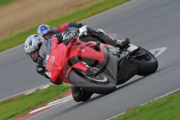 Motorcycle action photographs;Ty croes;anglesey;anglesey photographs;event digital images;eventdigitalimages;no limits trackday;peter wileman photography;trac mon;trackday;trackday digital images;trackday photos