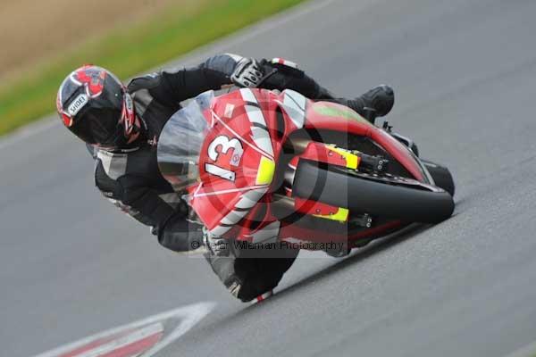 Motorcycle action photographs;Ty croes;anglesey;anglesey photographs;event digital images;eventdigitalimages;no limits trackday;peter wileman photography;trac mon;trackday;trackday digital images;trackday photos