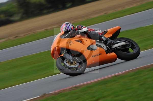 Motorcycle action photographs;Ty croes;anglesey;anglesey photographs;event digital images;eventdigitalimages;no limits trackday;peter wileman photography;trac mon;trackday;trackday digital images;trackday photos