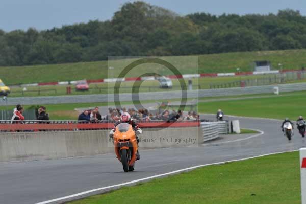 Motorcycle action photographs;Ty croes;anglesey;anglesey photographs;event digital images;eventdigitalimages;no limits trackday;peter wileman photography;trac mon;trackday;trackday digital images;trackday photos