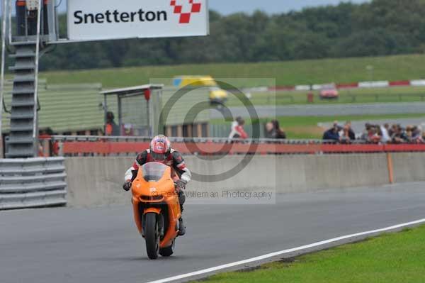 Motorcycle action photographs;Ty croes;anglesey;anglesey photographs;event digital images;eventdigitalimages;no limits trackday;peter wileman photography;trac mon;trackday;trackday digital images;trackday photos
