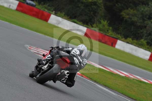 Motorcycle action photographs;Ty croes;anglesey;anglesey photographs;event digital images;eventdigitalimages;no limits trackday;peter wileman photography;trac mon;trackday;trackday digital images;trackday photos
