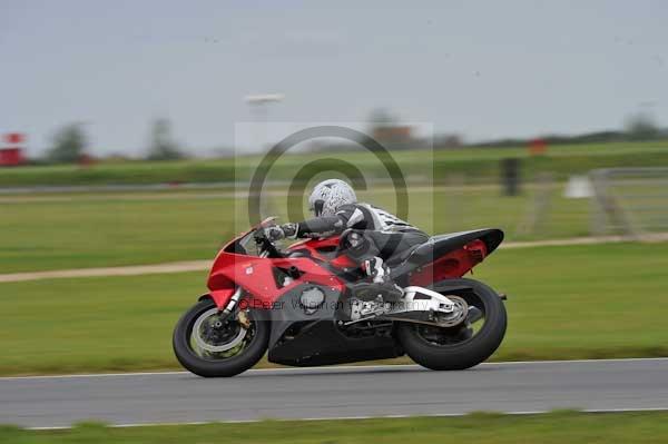 Motorcycle action photographs;Ty croes;anglesey;anglesey photographs;event digital images;eventdigitalimages;no limits trackday;peter wileman photography;trac mon;trackday;trackday digital images;trackday photos