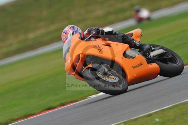 Motorcycle action photographs;Ty croes;anglesey;anglesey photographs;event digital images;eventdigitalimages;no limits trackday;peter wileman photography;trac mon;trackday;trackday digital images;trackday photos