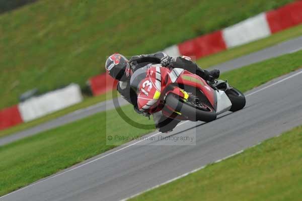 Motorcycle action photographs;Ty croes;anglesey;anglesey photographs;event digital images;eventdigitalimages;no limits trackday;peter wileman photography;trac mon;trackday;trackday digital images;trackday photos