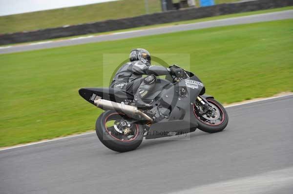 Motorcycle action photographs;Ty croes;anglesey;anglesey photographs;event digital images;eventdigitalimages;no limits trackday;peter wileman photography;trac mon;trackday;trackday digital images;trackday photos