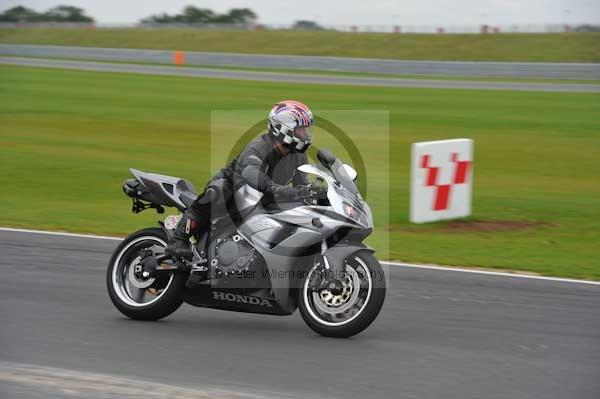 Motorcycle action photographs;Ty croes;anglesey;anglesey photographs;event digital images;eventdigitalimages;no limits trackday;peter wileman photography;trac mon;trackday;trackday digital images;trackday photos