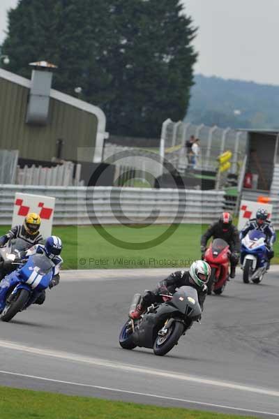 Motorcycle action photographs;Ty croes;anglesey;anglesey photographs;event digital images;eventdigitalimages;no limits trackday;peter wileman photography;trac mon;trackday;trackday digital images;trackday photos