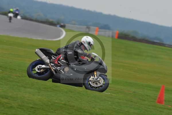 Motorcycle action photographs;Ty croes;anglesey;anglesey photographs;event digital images;eventdigitalimages;no limits trackday;peter wileman photography;trac mon;trackday;trackday digital images;trackday photos
