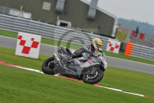 Motorcycle action photographs;Ty croes;anglesey;anglesey photographs;event digital images;eventdigitalimages;no limits trackday;peter wileman photography;trac mon;trackday;trackday digital images;trackday photos