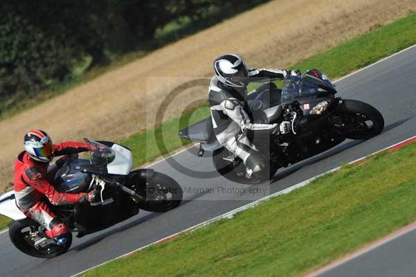 Motorcycle action photographs;Ty croes;anglesey;anglesey photographs;event digital images;eventdigitalimages;no limits trackday;peter wileman photography;trac mon;trackday;trackday digital images;trackday photos