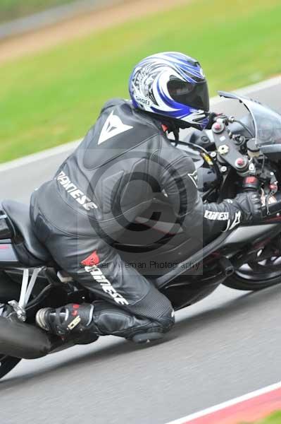 Motorcycle action photographs;Ty croes;anglesey;anglesey photographs;event digital images;eventdigitalimages;no limits trackday;peter wileman photography;trac mon;trackday;trackday digital images;trackday photos