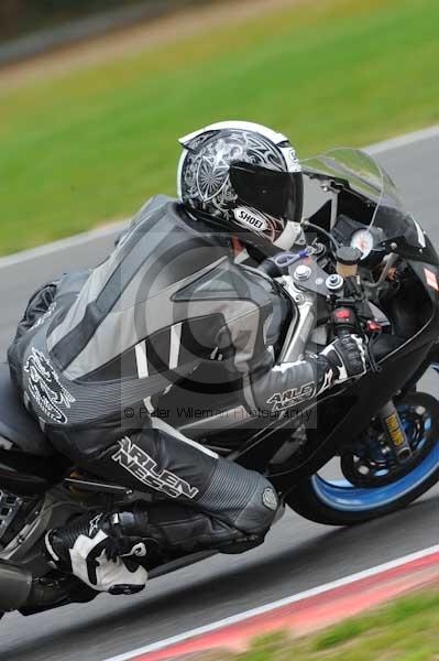 Motorcycle action photographs;Ty croes;anglesey;anglesey photographs;event digital images;eventdigitalimages;no limits trackday;peter wileman photography;trac mon;trackday;trackday digital images;trackday photos