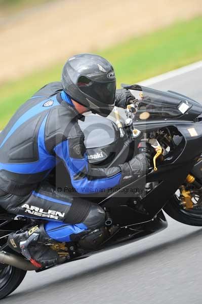 Motorcycle action photographs;Ty croes;anglesey;anglesey photographs;event digital images;eventdigitalimages;no limits trackday;peter wileman photography;trac mon;trackday;trackday digital images;trackday photos