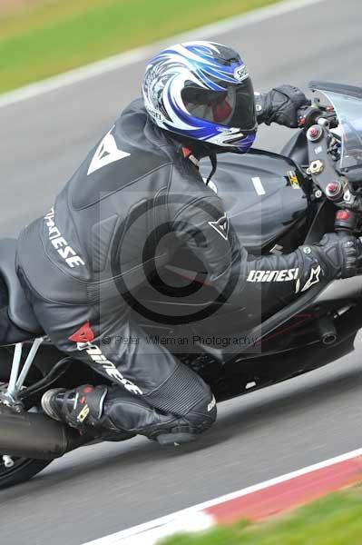 Motorcycle action photographs;Ty croes;anglesey;anglesey photographs;event digital images;eventdigitalimages;no limits trackday;peter wileman photography;trac mon;trackday;trackday digital images;trackday photos