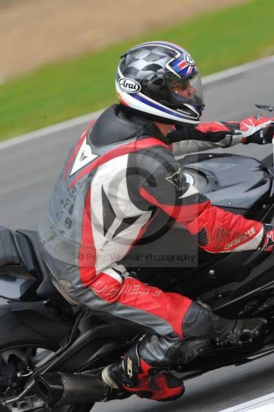 Motorcycle action photographs;Ty croes;anglesey;anglesey photographs;event digital images;eventdigitalimages;no limits trackday;peter wileman photography;trac mon;trackday;trackday digital images;trackday photos