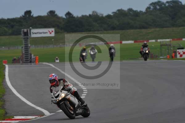 Motorcycle action photographs;Ty croes;anglesey;anglesey photographs;event digital images;eventdigitalimages;no limits trackday;peter wileman photography;trac mon;trackday;trackday digital images;trackday photos