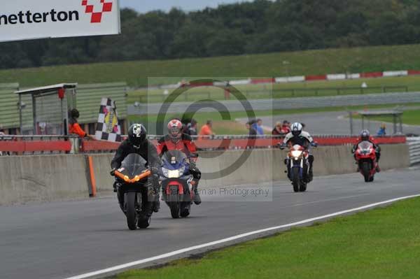 Motorcycle action photographs;Ty croes;anglesey;anglesey photographs;event digital images;eventdigitalimages;no limits trackday;peter wileman photography;trac mon;trackday;trackday digital images;trackday photos