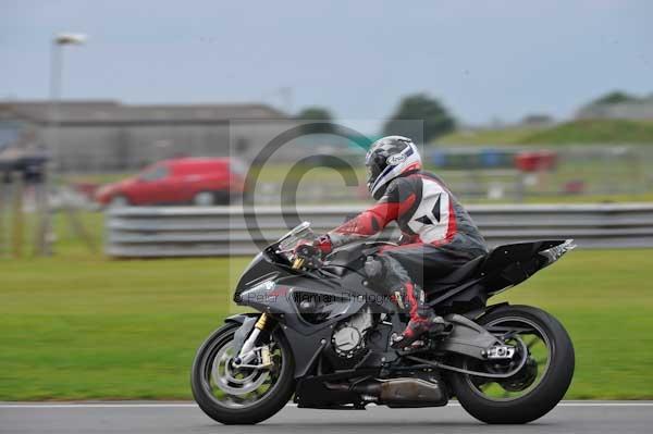 Motorcycle action photographs;Ty croes;anglesey;anglesey photographs;event digital images;eventdigitalimages;no limits trackday;peter wileman photography;trac mon;trackday;trackday digital images;trackday photos