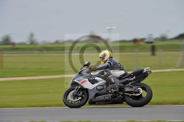 Motorcycle action photographs;Ty croes;anglesey;anglesey photographs;event digital images;eventdigitalimages;no limits trackday;peter wileman photography;trac mon;trackday;trackday digital images;trackday photos