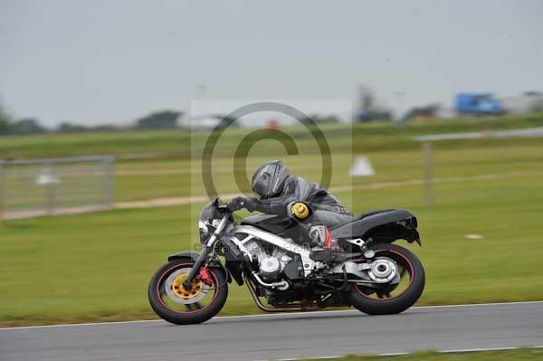 Motorcycle action photographs;Ty croes;anglesey;anglesey photographs;event digital images;eventdigitalimages;no limits trackday;peter wileman photography;trac mon;trackday;trackday digital images;trackday photos