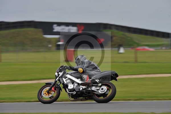 Motorcycle action photographs;Ty croes;anglesey;anglesey photographs;event digital images;eventdigitalimages;no limits trackday;peter wileman photography;trac mon;trackday;trackday digital images;trackday photos