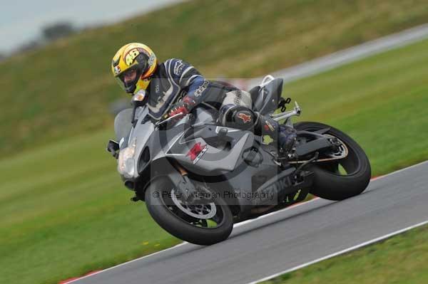 Motorcycle action photographs;Ty croes;anglesey;anglesey photographs;event digital images;eventdigitalimages;no limits trackday;peter wileman photography;trac mon;trackday;trackday digital images;trackday photos