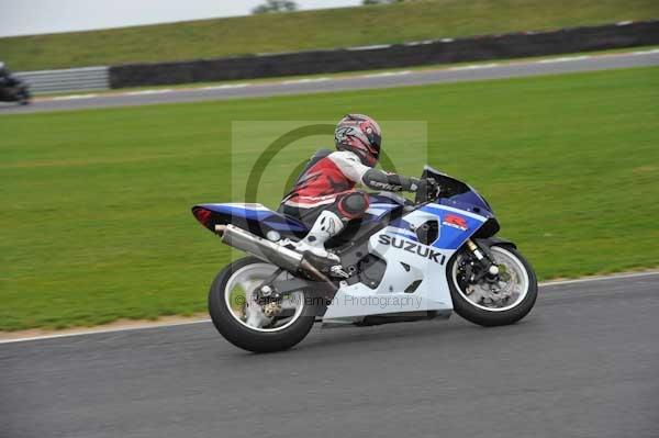 Motorcycle action photographs;Ty croes;anglesey;anglesey photographs;event digital images;eventdigitalimages;no limits trackday;peter wileman photography;trac mon;trackday;trackday digital images;trackday photos