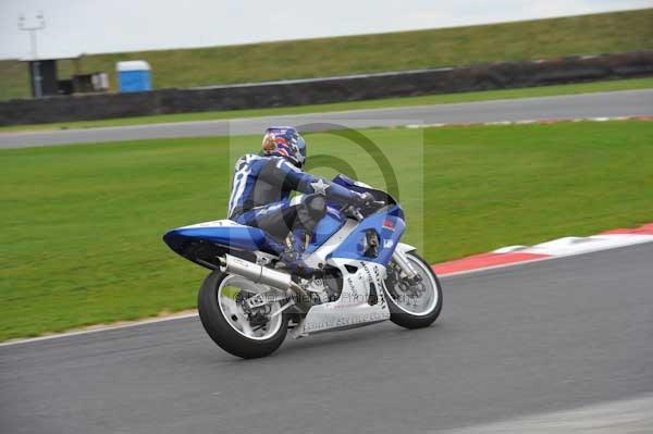 Motorcycle action photographs;Ty croes;anglesey;anglesey photographs;event digital images;eventdigitalimages;no limits trackday;peter wileman photography;trac mon;trackday;trackday digital images;trackday photos