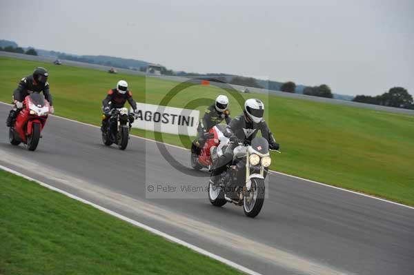 Motorcycle action photographs;Ty croes;anglesey;anglesey photographs;event digital images;eventdigitalimages;no limits trackday;peter wileman photography;trac mon;trackday;trackday digital images;trackday photos