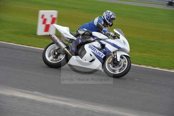 Motorcycle action photographs;Ty croes;anglesey;anglesey photographs;event digital images;eventdigitalimages;no limits trackday;peter wileman photography;trac mon;trackday;trackday digital images;trackday photos