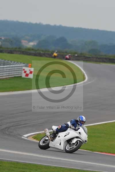 Motorcycle action photographs;Ty croes;anglesey;anglesey photographs;event digital images;eventdigitalimages;no limits trackday;peter wileman photography;trac mon;trackday;trackday digital images;trackday photos