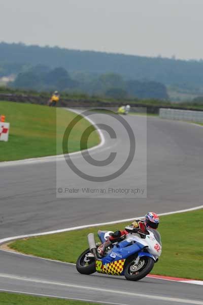 Motorcycle action photographs;Ty croes;anglesey;anglesey photographs;event digital images;eventdigitalimages;no limits trackday;peter wileman photography;trac mon;trackday;trackday digital images;trackday photos