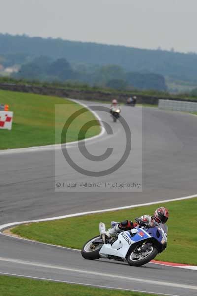Motorcycle action photographs;Ty croes;anglesey;anglesey photographs;event digital images;eventdigitalimages;no limits trackday;peter wileman photography;trac mon;trackday;trackday digital images;trackday photos