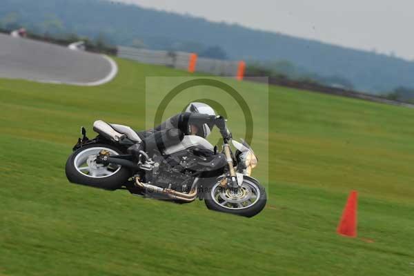 Motorcycle action photographs;Ty croes;anglesey;anglesey photographs;event digital images;eventdigitalimages;no limits trackday;peter wileman photography;trac mon;trackday;trackday digital images;trackday photos