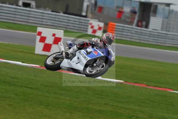 Motorcycle action photographs;Ty croes;anglesey;anglesey photographs;event digital images;eventdigitalimages;no limits trackday;peter wileman photography;trac mon;trackday;trackday digital images;trackday photos