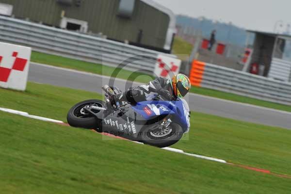 Motorcycle action photographs;Ty croes;anglesey;anglesey photographs;event digital images;eventdigitalimages;no limits trackday;peter wileman photography;trac mon;trackday;trackday digital images;trackday photos