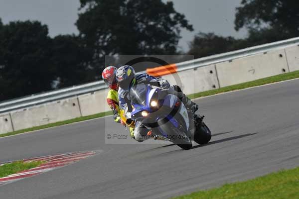 Motorcycle action photographs;Ty croes;anglesey;anglesey photographs;event digital images;eventdigitalimages;no limits trackday;peter wileman photography;trac mon;trackday;trackday digital images;trackday photos