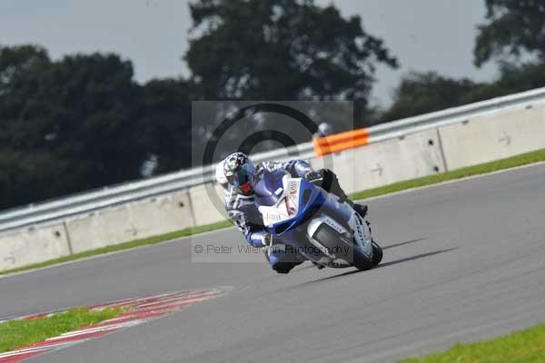 Motorcycle action photographs;Ty croes;anglesey;anglesey photographs;event digital images;eventdigitalimages;no limits trackday;peter wileman photography;trac mon;trackday;trackday digital images;trackday photos