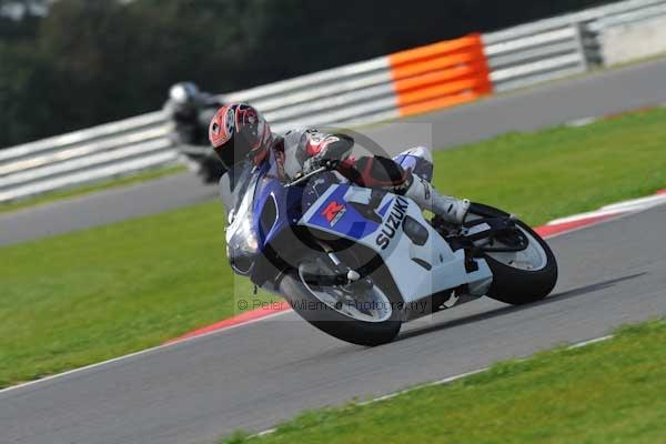 Motorcycle action photographs;Ty croes;anglesey;anglesey photographs;event digital images;eventdigitalimages;no limits trackday;peter wileman photography;trac mon;trackday;trackday digital images;trackday photos