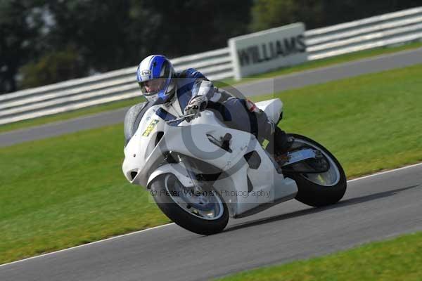 Motorcycle action photographs;Ty croes;anglesey;anglesey photographs;event digital images;eventdigitalimages;no limits trackday;peter wileman photography;trac mon;trackday;trackday digital images;trackday photos