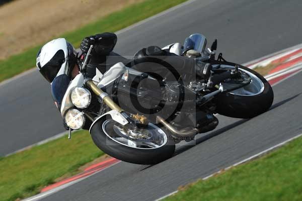 Motorcycle action photographs;Ty croes;anglesey;anglesey photographs;event digital images;eventdigitalimages;no limits trackday;peter wileman photography;trac mon;trackday;trackday digital images;trackday photos