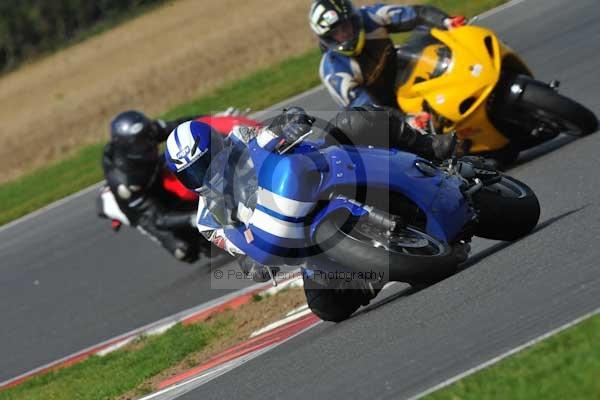 Motorcycle action photographs;Ty croes;anglesey;anglesey photographs;event digital images;eventdigitalimages;no limits trackday;peter wileman photography;trac mon;trackday;trackday digital images;trackday photos