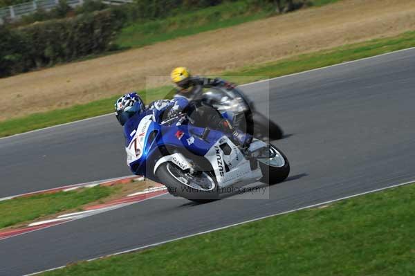 Motorcycle action photographs;Ty croes;anglesey;anglesey photographs;event digital images;eventdigitalimages;no limits trackday;peter wileman photography;trac mon;trackday;trackday digital images;trackday photos