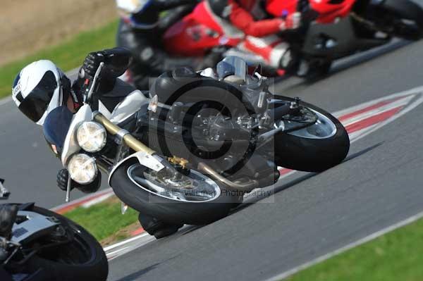 Motorcycle action photographs;Ty croes;anglesey;anglesey photographs;event digital images;eventdigitalimages;no limits trackday;peter wileman photography;trac mon;trackday;trackday digital images;trackday photos