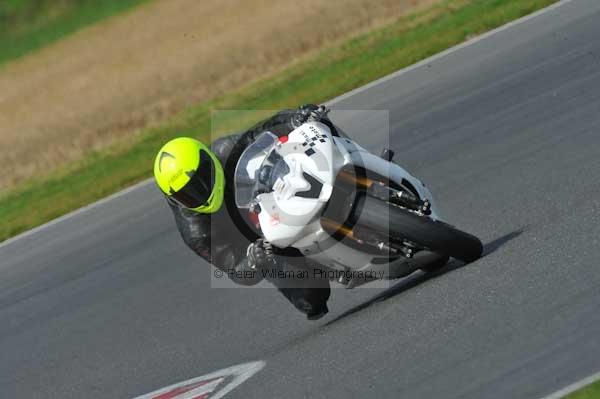 Motorcycle action photographs;Ty croes;anglesey;anglesey photographs;event digital images;eventdigitalimages;no limits trackday;peter wileman photography;trac mon;trackday;trackday digital images;trackday photos