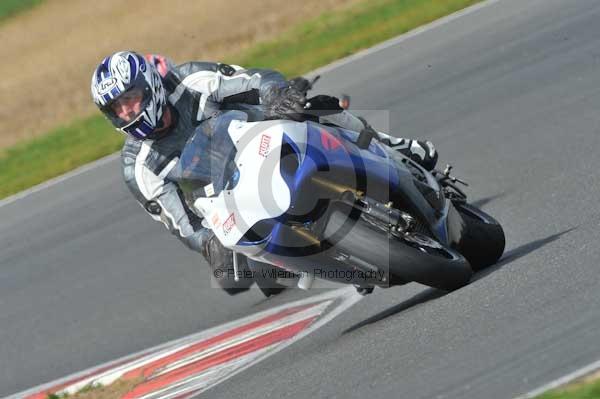 Motorcycle action photographs;Ty croes;anglesey;anglesey photographs;event digital images;eventdigitalimages;no limits trackday;peter wileman photography;trac mon;trackday;trackday digital images;trackday photos