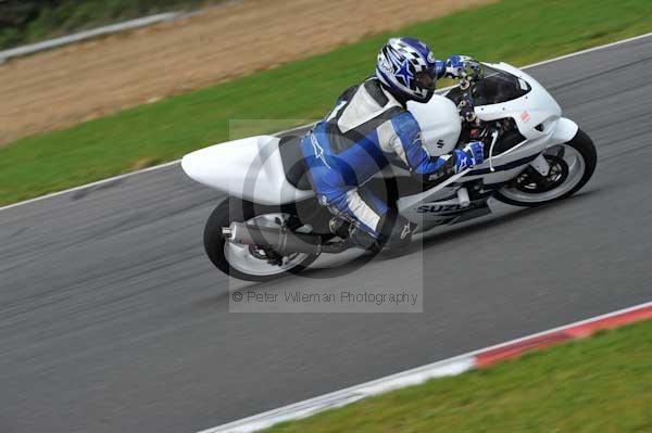 Motorcycle action photographs;Ty croes;anglesey;anglesey photographs;event digital images;eventdigitalimages;no limits trackday;peter wileman photography;trac mon;trackday;trackday digital images;trackday photos