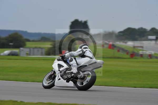 Motorcycle action photographs;Ty croes;anglesey;anglesey photographs;event digital images;eventdigitalimages;no limits trackday;peter wileman photography;trac mon;trackday;trackday digital images;trackday photos